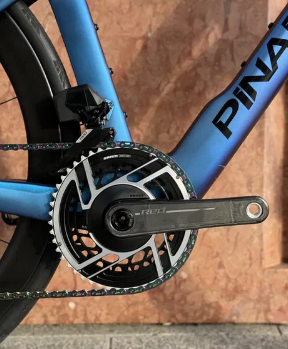 Pinarello Dogma F Luxter 2025